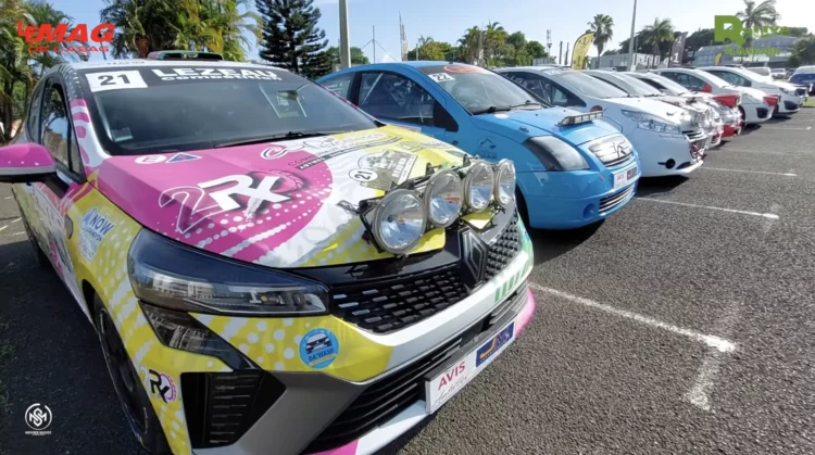 Quelques voitures de rallye du Rallyes de Grands Fonds 2024 en Guadeloupe, Présence de la Citroen C2 conduite par Nicolas Louber